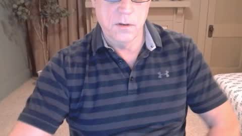 Snapshot of buttnakedfun954737 chatting on January 11, 2025, 11:23 am Miles online show from January 11, 2025, 11:23 am