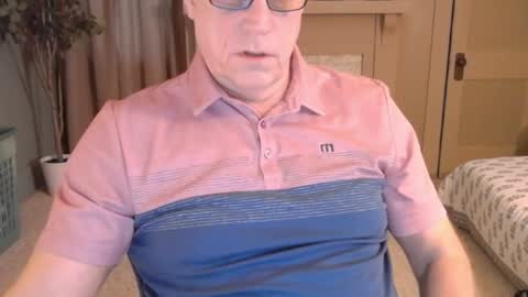Snapshot of buttnakedfun954737 chatting on January 14, 2025, 1:17 pm Miles online show from January 14, 2025, 1:17 pm
