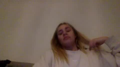 Khaleesiiiii online show from December 14, 2025, 12:49 am