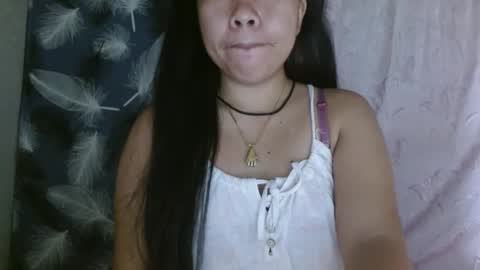 Snapshot of buttygirl18 chatting on February 13, 2025, 11:50 am maya online show from February 13, 2025, 11:50 am