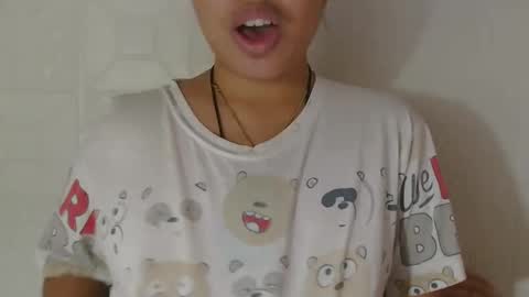 Snapshot of buttygirl18 chatting on February 20, 2025, 7:45 am maya online show from February 20, 2025, 7:45 am