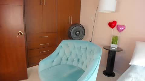 Rosse online show from February 9, 2026, 7:40 pm