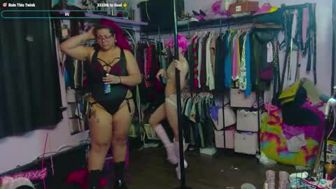 Snapshot of bxbyfxgaa chatting on November 7, 2025, 4:01 am BxBYFxG online show from November 7, 2025, 4:01 am