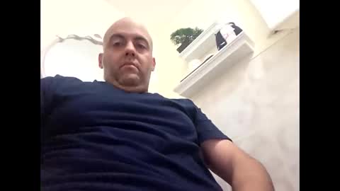 Snapshot of bxlatinocock chatting on June 7, 2026, 10:35 pm Latinocockbx online show from June 7, 2026, 10:35 pm