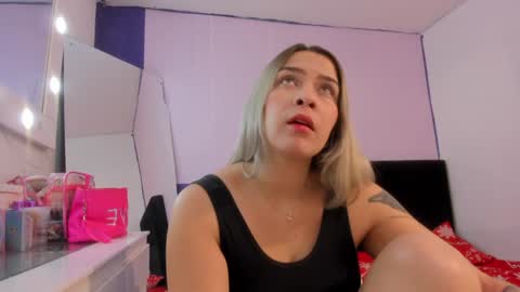 Snapshot of byanca_winklar chatting on December 21, 2024, 2:26 pm online show from December 21, 2024, 2:26 pm