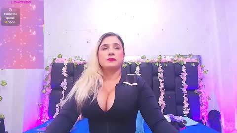 Carolina online show from October 3, 2025, 3:14 am