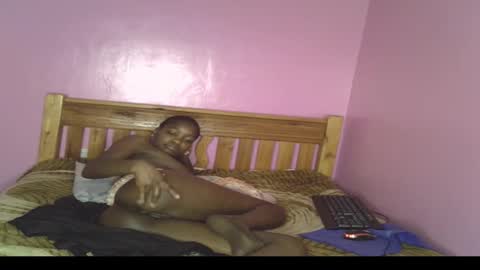 C--trish online show from October 27, 2025, 10:58 pm