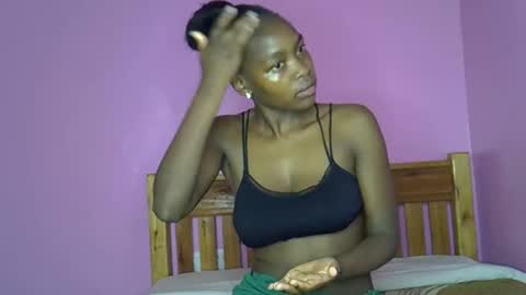 C--trish online show from November 2, 2025, 5:26 pm