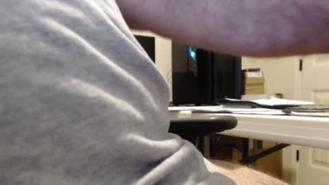 Snapshot of cadman6000 chatting on December 20, 2024, 2:27 pm cadman6000 online show from December 20, 2024, 2:27 pm