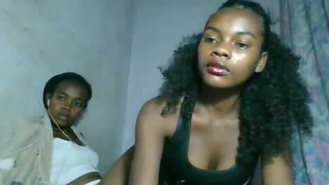 caella98 online show from May 7, 2026, 3:28 pm