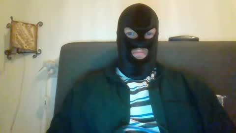 Snapshot of cagegag31 chatting on March 15, 2026, 12:38 am cagegag31 online show from March 15, 2026, 12:38 am