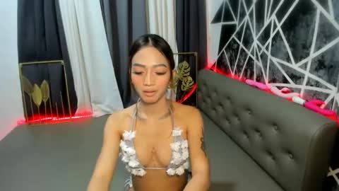 C A I T L Y N online show from February 9, 2026, 6:50 am