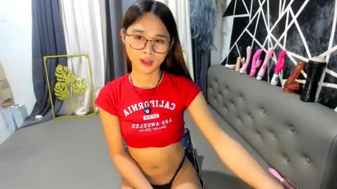 Snapshot of caitlyn_nuty chatting on July 13, 2026, 9:12 am C A I T L Y N online show from July 13, 2026, 9:12 am