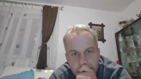 caius77 online show from April 3, 2026, 8:29 pm