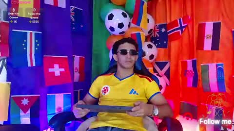 Snapshot of caius_bigcock1 chatting on June 17, 2026, 12:18 pm caius online show from June 17, 2026, 12:18 pm