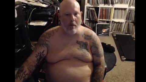 Snapshot of cakesthadstroyr chatting on July 30, 2026, 6:12 am cakesthadstroyr online show from July 30, 2026, 6:12 am