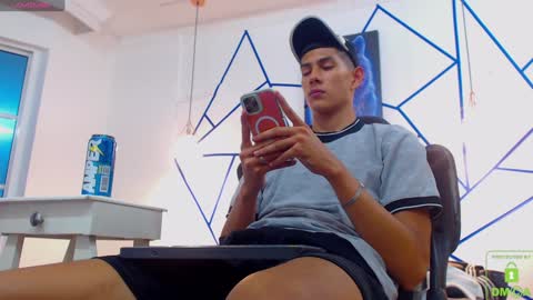 Valerio  online show from December 17, 2024, 8:10 pm