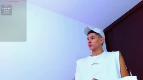 Valerio  online show from February 22, 2025, 8:20 pm