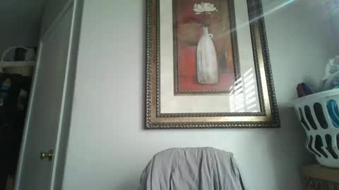 Snapshot of calbry82 chatting on November 4, 2025, 5:56 pm calbry82 online show from November 4, 2025, 5:56 pm