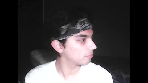 Snapshot of caligula_99 chatting on May 1, 2026, 5:45 am Calgula online show from May 1, 2026, 5:45 am