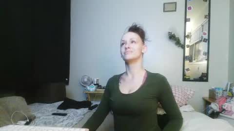 caliibaddie online show from February 25, 2025, 8:25 am