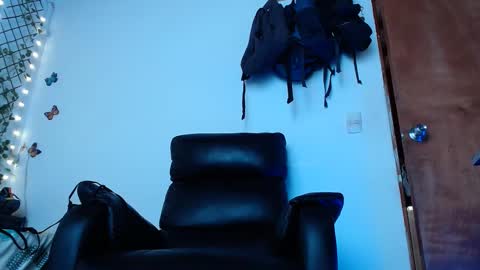 Snapshot of calioppe_10 chatting on March 9, 2025, 4:55 pm Calioppe 10 online show from March 9, 2025, 4:55 pm