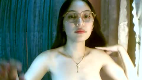 Freya online show from October 24, 2025, 7:16 am