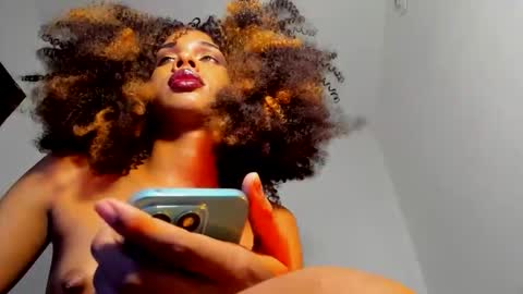 Callie online show from April 8, 2026, 12:43 am