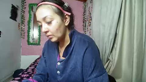 Snapshot of callme_lolas chatting on June 10, 2026, 2:01 am paula online show from June 10, 2026, 2:01 am