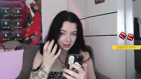 Snapshot of calmlilly chatting on July 15, 2026, 6:51 am Lilly online show from July 15, 2026, 6:51 am