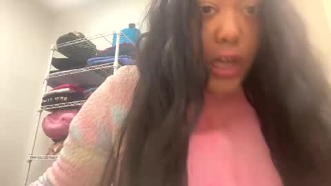 camzxoxox online show from January 22, 2025, 1:10 am