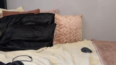 Snapshot of calvin_tanner chatting on October 9, 2025, 6:28 pm calvin_tanner online show from October 9, 2025, 6:28 pm