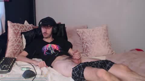 Snapshot of calvin_tanner chatting on October 12, 2025, 6:07 pm calvin_tanner online show from October 12, 2025, 6:07 pm