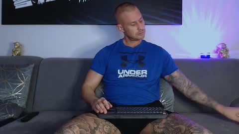 Calvin  online show from January 9, 2025, 9:05 pm