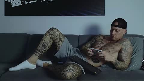 Calvin  online show from September 16, 2025, 8:54 pm