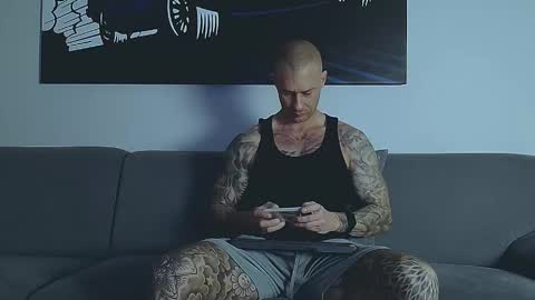 Calvin  online show from February 12, 2026, 7:58 am