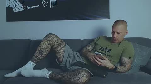 Calvin  online show from February 13, 2026, 8:21 am