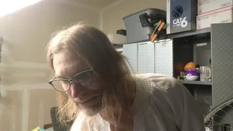 Calypso online show from May 13, 2026, 12:52 am