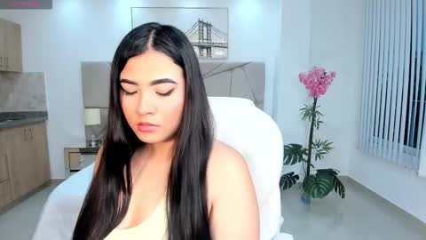 Calyptra Lux online show from February 26, 2026, 7:35 pm