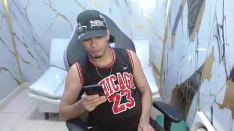 cam_xman online show from February 11, 2026, 1:27 pm