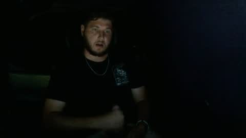 Snapshot of camcammerson chatting on August 1, 2026, 6:01 am camcammerson online show from August 1, 2026, 6:01 am