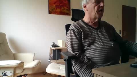 Snapshot of camcologne chatting on February 24, 2026, 10:02 am camcologne online show from February 24, 2026, 10:02 am