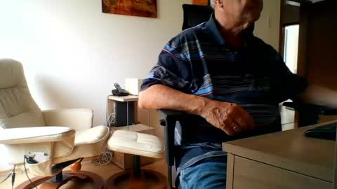 camcologne online show from June 2, 2026, 8:05 am