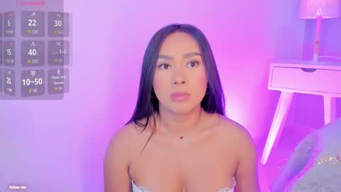 Camelia Smith online show from November 11, 2025, 2:33 am