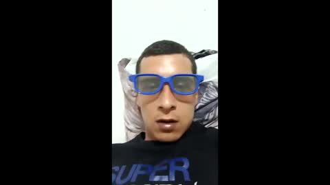 Snapshot of cameronsilverman chatting on April 28, 2026, 6:40 am cameronsilverman online show from April 28, 2026, 6:40 am