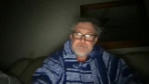 Snapshot of camhardwood chatting on February 23, 2025, 10:06 am Cam Hardwood online show from February 23, 2025, 10:06 am