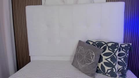 cami_adamss online show from May 19, 2026, 11:49 am