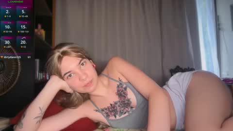 camii19y online show from March 17, 2026, 9:07 pm