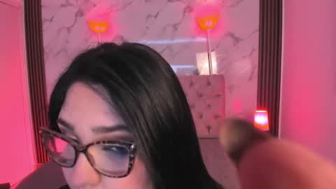 Camila Osorio online show from March 25, 2026, 8:15 pm