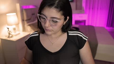 Snapshot of camila_buitrago chatting on December 26, 2024, 12:03 am Camila buitrago online show from December 26, 2024, 12:03 am